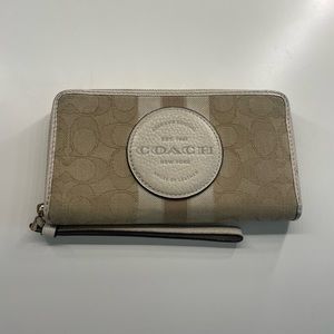 Coach Signature Jacquard print wallet